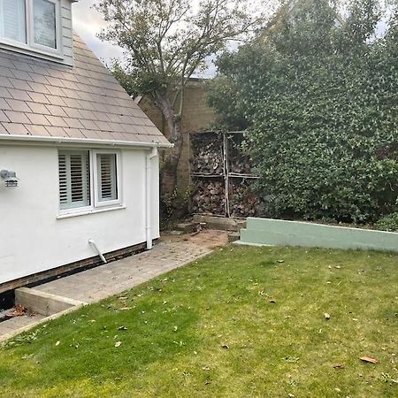 The Bolt Hole Hythe Panoramic Coast And Sea Views Villa Exterior photo